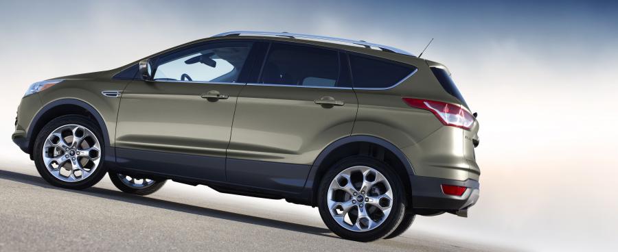  Ford Escape 2013 года  (фото 208 из 222)